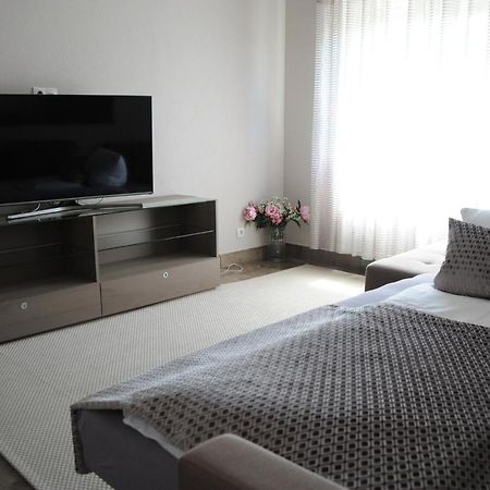 Ferienzimmer Ellisee, Kontaktloser Check-In Friedrichshafen Bagian luar foto