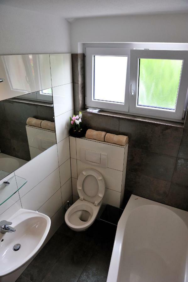 Ferienzimmer Ellisee, Kontaktloser Check-In Friedrichshafen Bagian luar foto